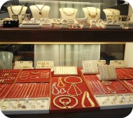 Florence Shopping - Gold Jewelery